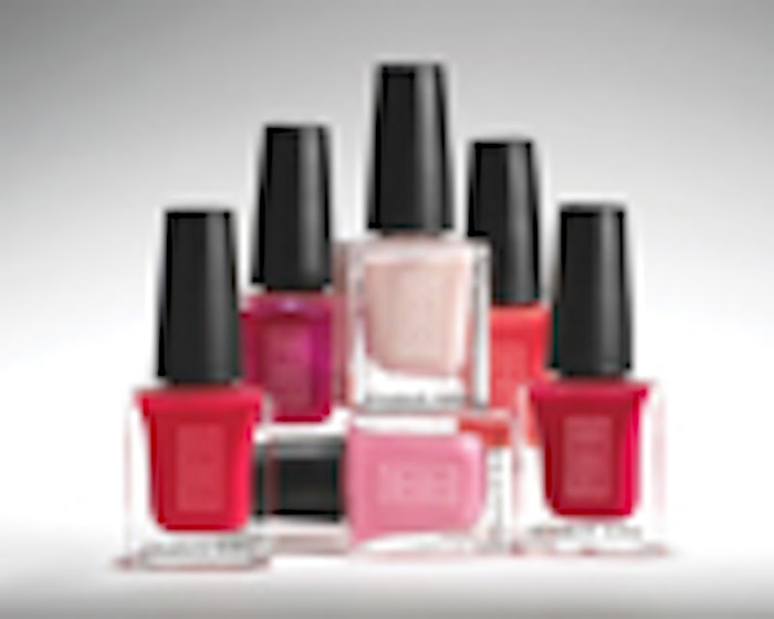 SI0605_PS_N_ElizabethArden