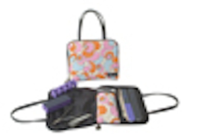 SI0606_PS_N_DrCarolyn