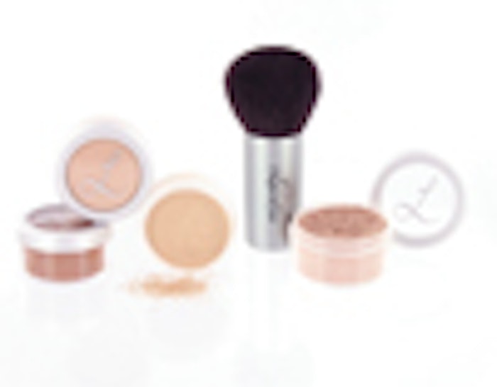 SI0608_PS_M_LaurEss2