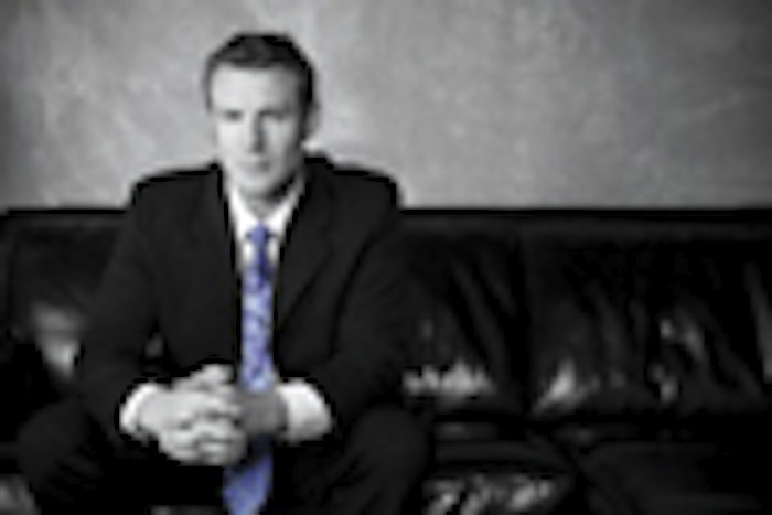 business_man_sofa_is1