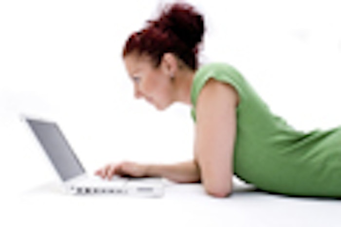 laptop_lady_floor_is