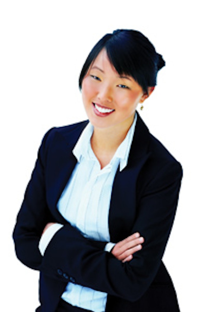 woman_arms_crossed_f