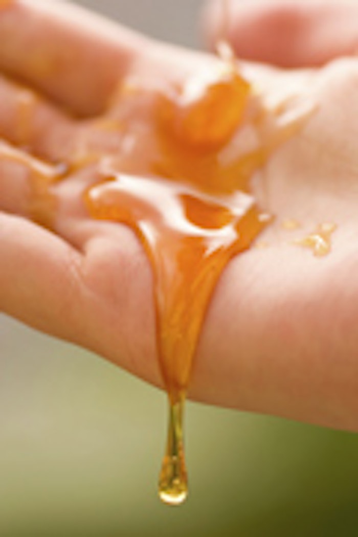 hand-with-honey