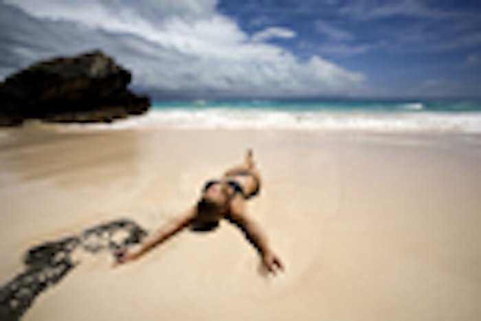 woman_on_beach_is1