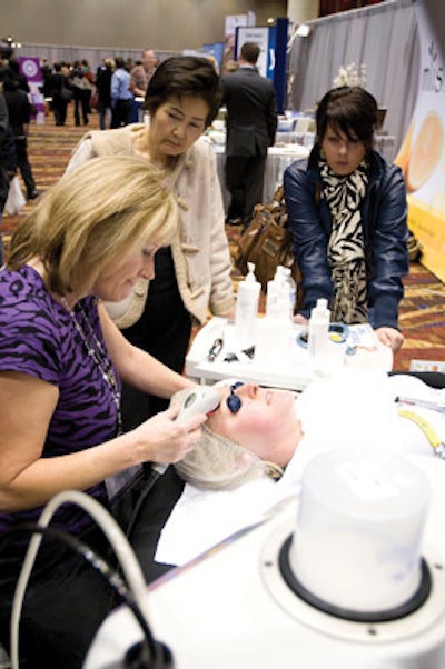 SI0905-AE_Interaction_f