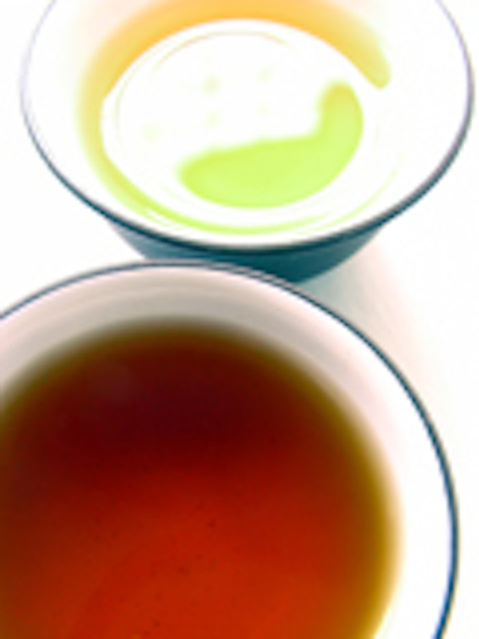 tea_in_cups_is2