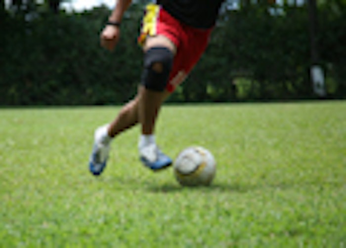 soccer_player_feet_dt