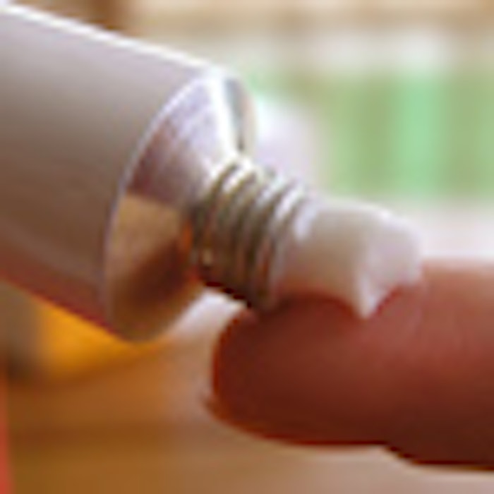 fingerandcream2