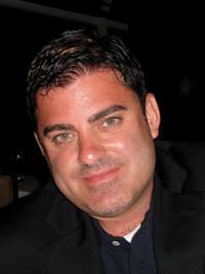 J. Mandato