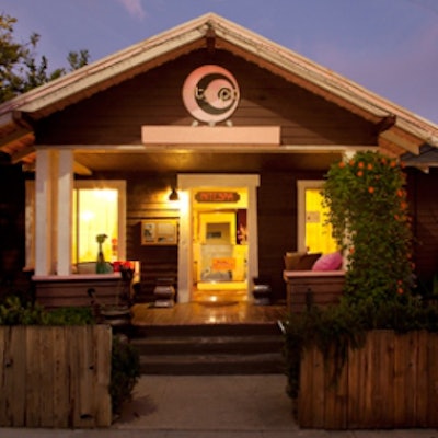 Nitespa’s Spa Mama Mobile Services are perfect for Mother’s Day.