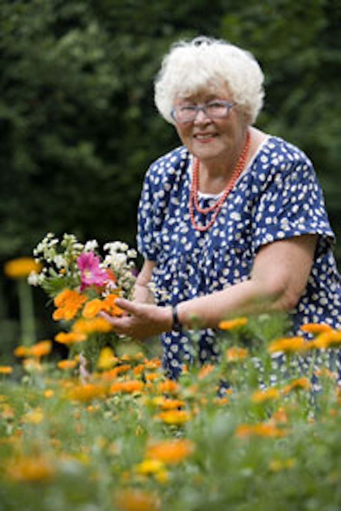aunt-ilike-80-yrs-old_forwe