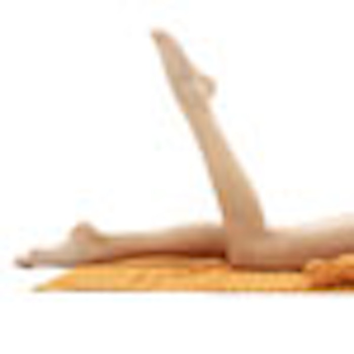 legs_orange_lady_is1