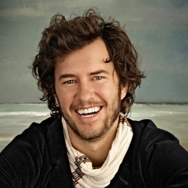 ISPA Conference & Expo Honors Blake Mycoskie with Humanitarian Award