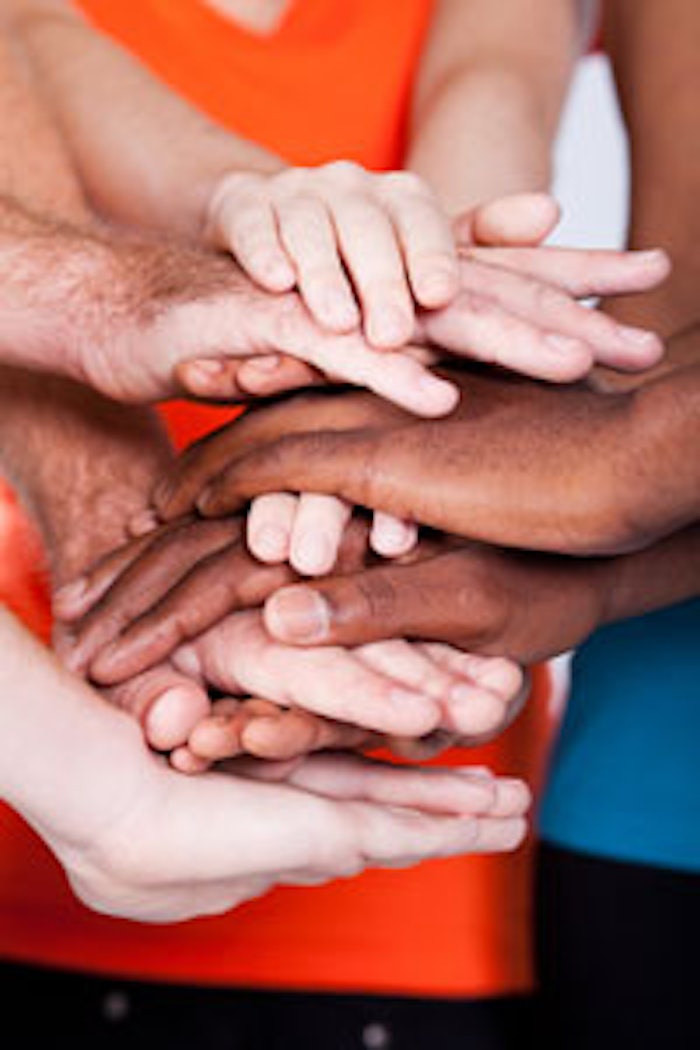helpinghands_main