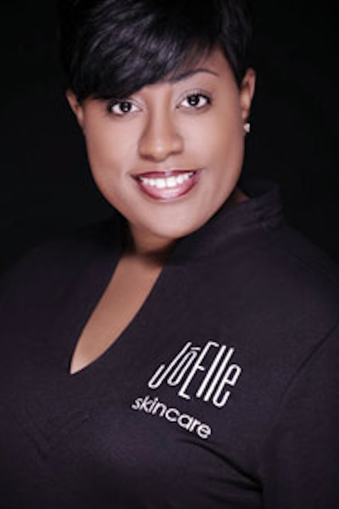 The Opening Session: 'My Journey From Chicago to the White House' with JoElle Lee.