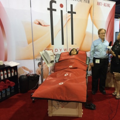 Sandy Weisman of FIT Bodywrap explains how the infrared system works.