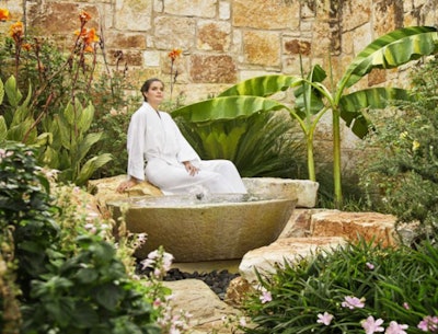 Bestforgoingsolo Lakeaustinresort Spa