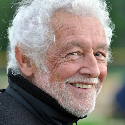 Beauty Changes Lives Foundation To Honor Leo Passage with 2015 Legacy Award