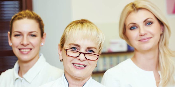 SI1506_10Things_worker_850_np