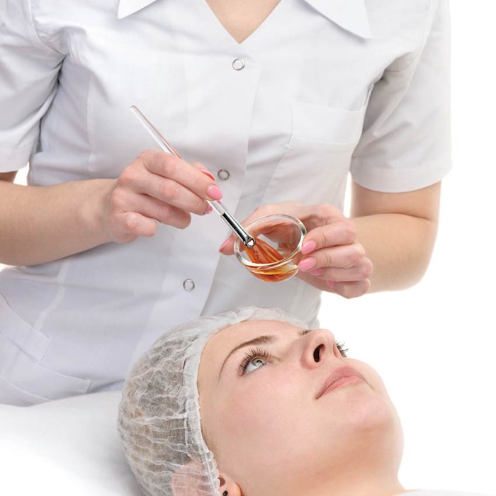 SI1506_ChemicalPeels_Allison_850