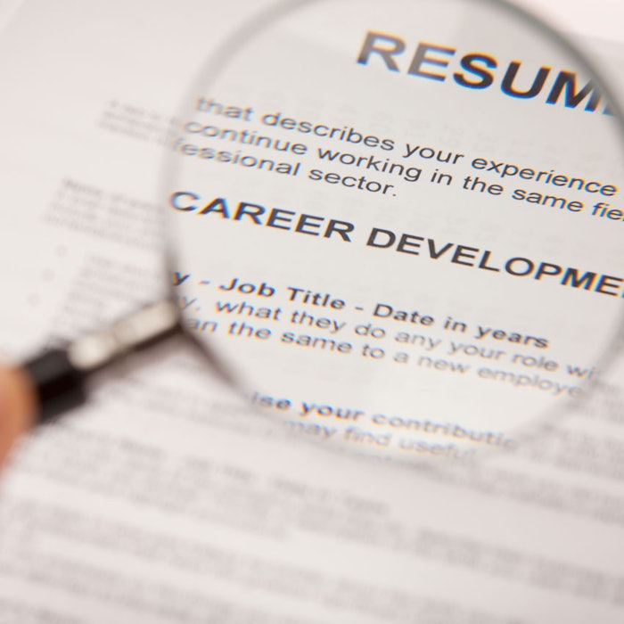 SI_biz_jobs_resume_magnify_