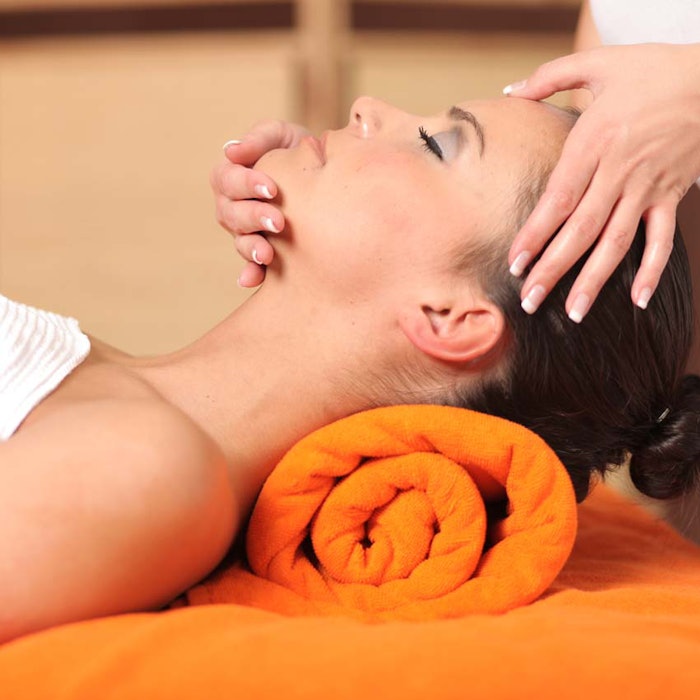 spa_woman_massage_bb