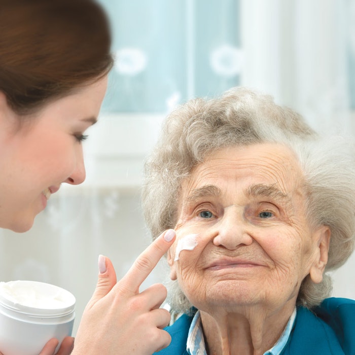 SI1511_10Things_elderly_850