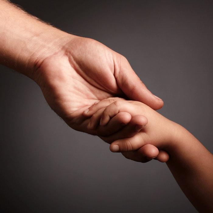Holdinghands_SI_850