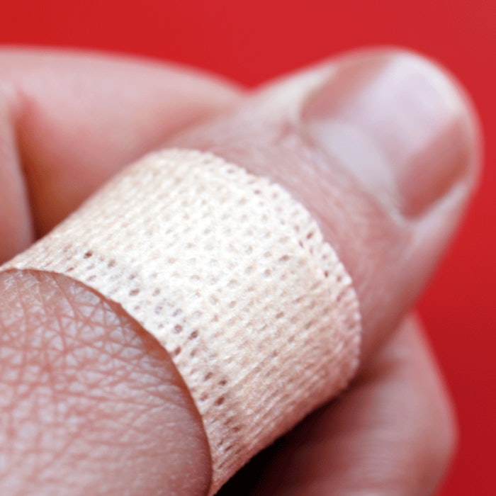 bandagedthumb_SI_850