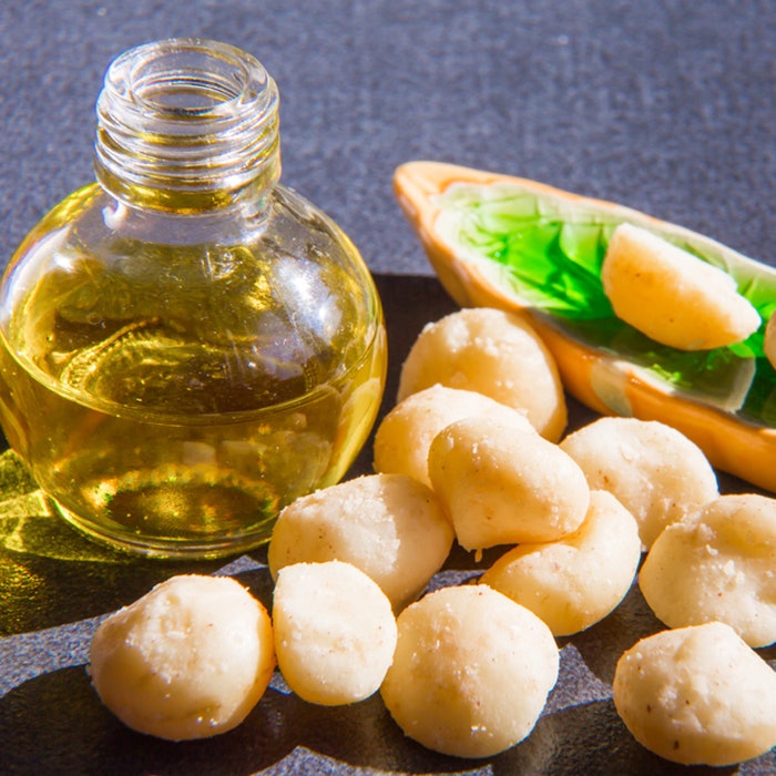 dreamstime_xl_53109679bill