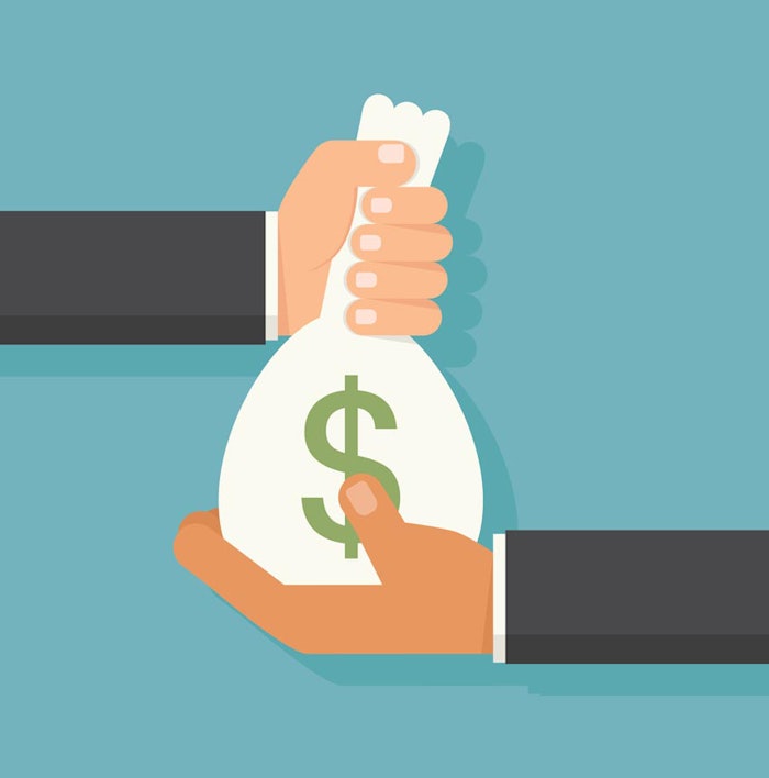 SI_money_changing_hands