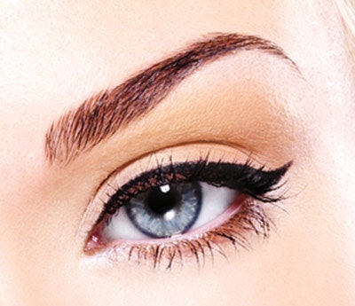 Gray eyes. This eye color can be daunting because the secondary color must be used, since gray is mostly considered neutral. If the eyes are gray-blue, subtle peaches, rich bronzes and coppery shades are the best since orange is the complementary shade for blue. For gray-green eyes, red is the complementary color, so choose from the violet-red family, such as orchid, lilac or plum. For brown or hazel-gray eyes, turn to shades that are the complement of brown eyes, such as purples, plums or steel blues. True gray looks great with a monochromatic color scheme, such as steely gray, silver, charcoal or a silvery pearl. Complement the look with a charcoal black mascara and a colored eyeliner that is in the same family as the shadows, just deeper in value.