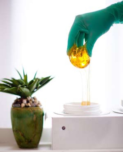 No strips are required, which equals less mess in the treatment room. Sugaring paste is water soluble, and no extra product is necessary for either cleanup or removal. Setup and cleanup is quick and sanitary, as only water is needed. Therefore, the treatment room can be turned over faster and more efficiently, providing more time to fit in more clients.