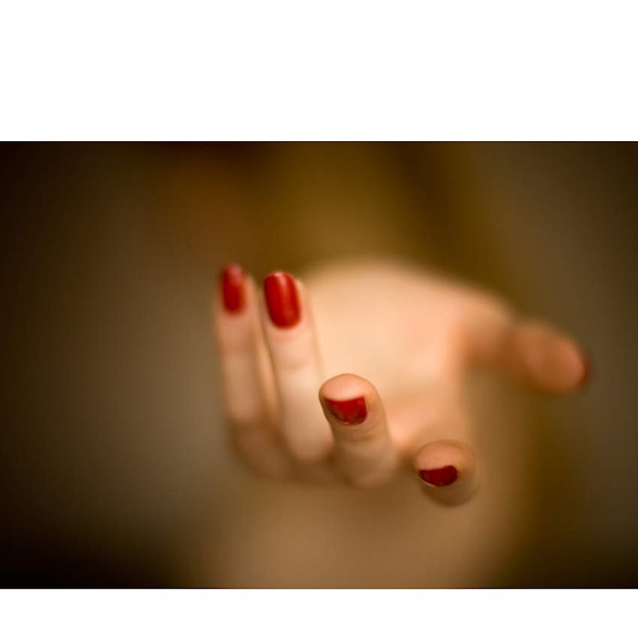 850_redhelpinghands
