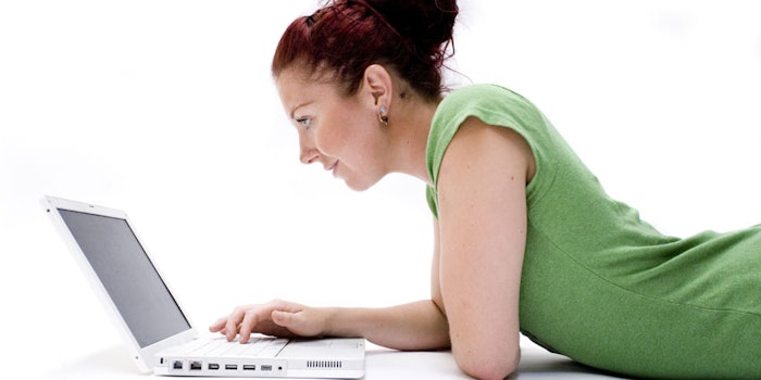 laptop_lady_floor_nl