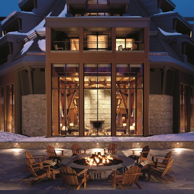 ritz_tahoe_outdoor_fire_pit