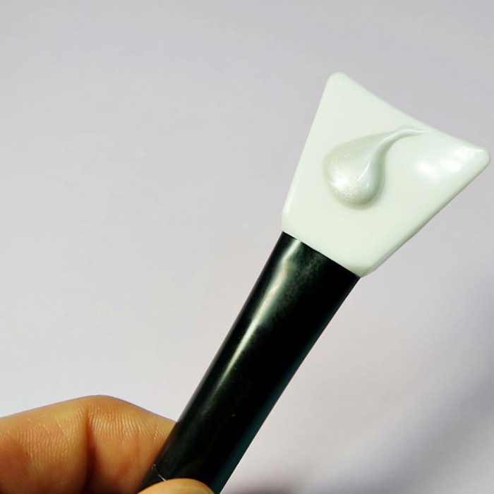 Hansderma_HairlessSiliconebrush_bb