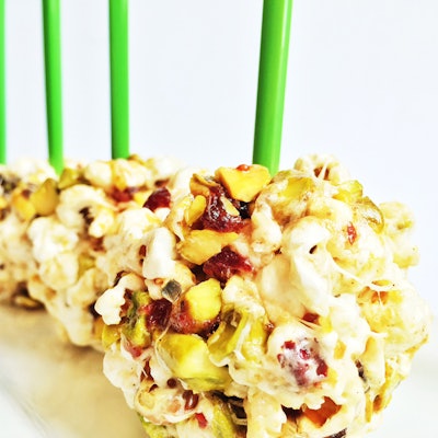 chewy-bite-popcorn-balls
