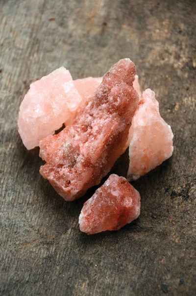 There is nothing better on a cold (or stressful day) than a hot stone massage. Although basalt stones in traditional hot stone massage work perfectly fine under the right safety conditions, many spas across the country have swapped their basalt out for Himalayan salt, which offers a host of benefits not only to the client, but also to the massage therapist. Himalayan salt is not only shown to soothe muscle tension and nervous disorders, but it is also found to reduce inflammation and absorb pollutants from the skin. Although these stones should be disinfected, they are inherently antimicrobial. Ann Brown, spa director of Spa Shiki at the Lodge of Four Seasons in Lake Ozark, Mo., launched Saltability with these benefits in mind and offered the salty swap to spas across the U.S. One such spa is Ska:ná The Spa at Turning Stone Resort Casino in Verona, N.Y., which brought Saltability’s Himalayan salt stones into its treatment menu and created the Himalayan Salt Stone Massage.