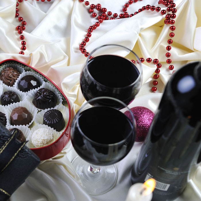 ChocolatesWineValentine850