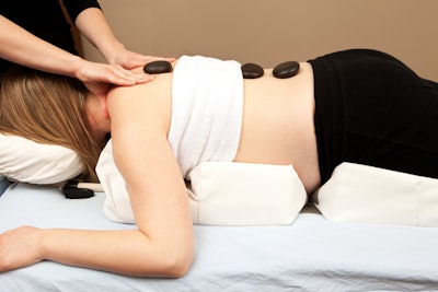 prenatal-massage-treatment-gi