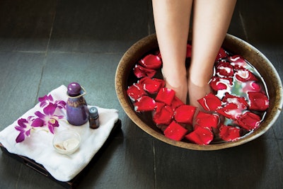 rose-petal-pedicure