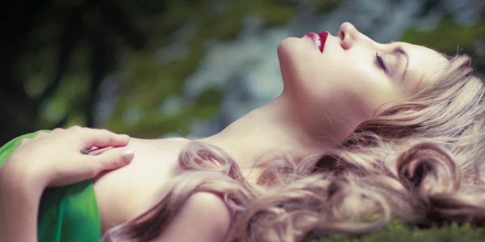 SI1702_Sleep_dream_34097373_greenGirl_850_np