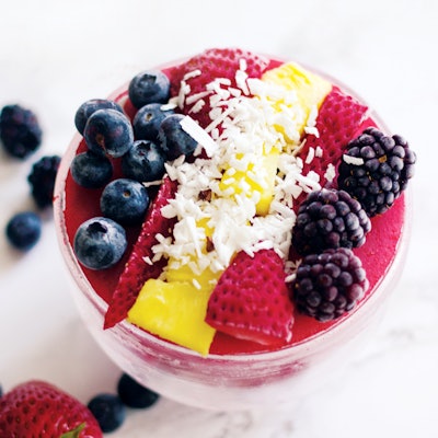 lemon-strawberry-bowl
