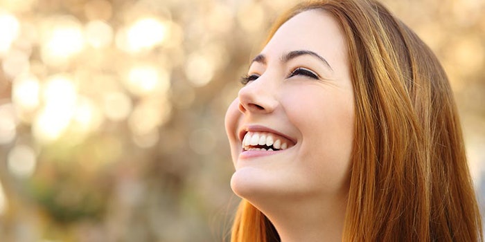 SI_JuvedermSmile_425