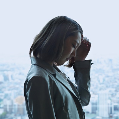 depressed-woman