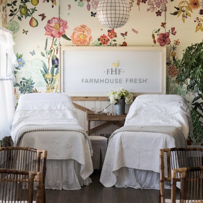 farmhouse-fresh-training-room