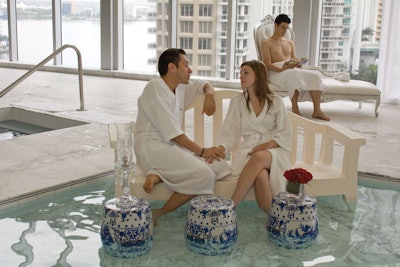 Miami-Miami-Spa-Month-Couple-Viceroy-inside-Wide
