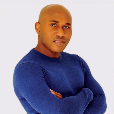 julian-reynolds-headshot