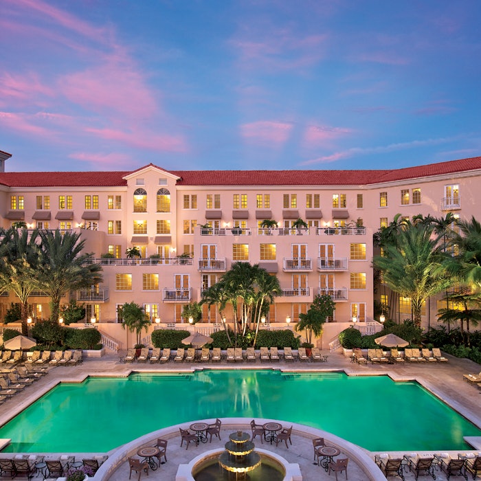 Turnberry-Isle-Miami-pool